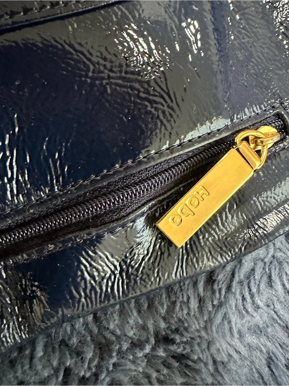 HOBO shiny black